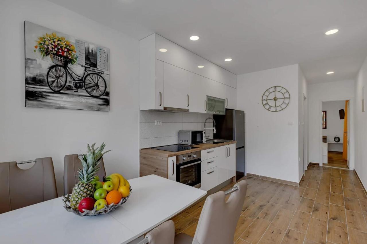 Apartman Meri Makarska Zewnętrze zdjęcie